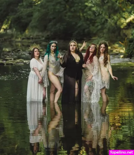 The Emerald Oasis OnlyFans Thumbnail #a3mV37Uebo