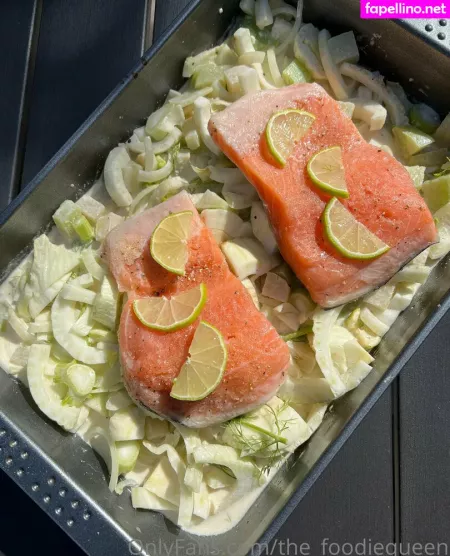 The Foodiequeen OnlyFans Thumbnail #tRjBzMWGyM