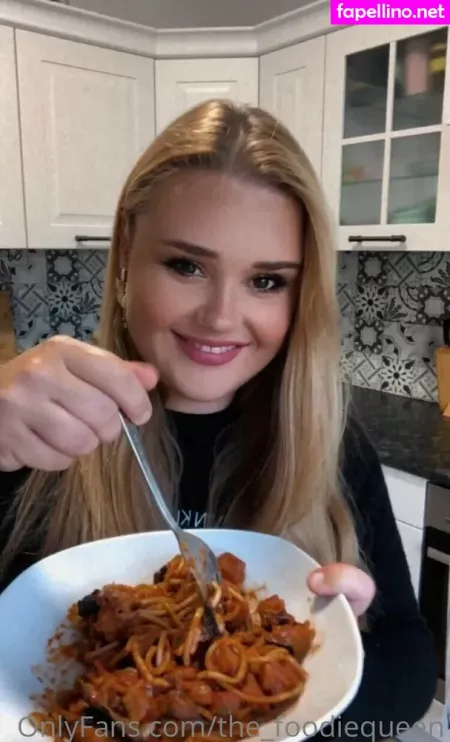The Foodiequeen OnlyFans Thumbnail #xFAKpx4gKb