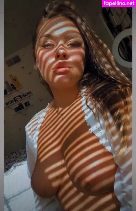The Golden Lyfe OnlyFans Thumbnail #PC9qn2R9hI
