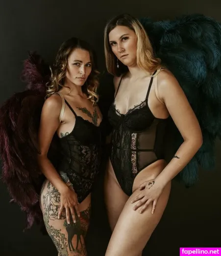 The Honey Hives OnlyFans Thumbnail #RsdktoRM3R