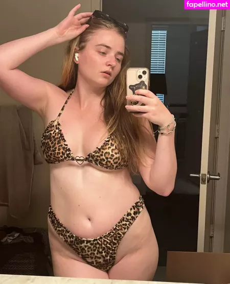 The Ilybabe OnlyFans Thumbnail #n20SJrURfn