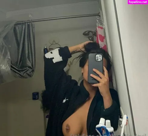 The Little Devil OnlyFans Thumbnail #0xj1FLCAL1