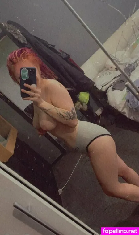 The Little Pixie OnlyFans Thumbnail #duDK0EhziE