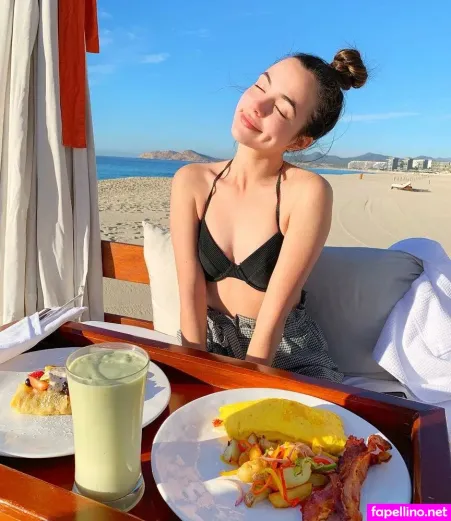 The Merrel Twins OnlyFans Thumbnail #4lNXV6h1Go