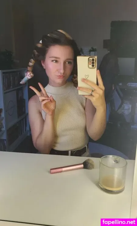 The Mirandalorian OnlyFans Thumbnail #p9gNaNLzN2