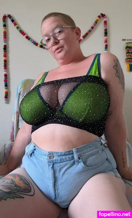 The Pisces Princess OnlyFans Thumbnail #V9KoFZrkVt