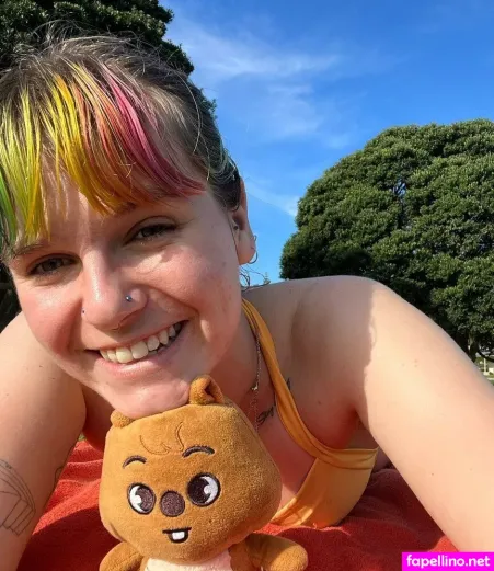 The Queer Kiwi OnlyFans Thumbnail #1pDic70Bea