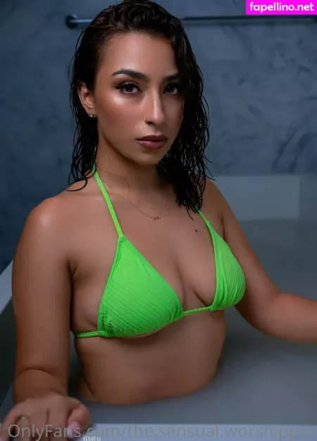 The Sensual Worshipper OnlyFans Thumbnail #vu4Pm5ZwlX