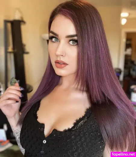 The Sentinent Siren OnlyFans Thumbnail #MgAytbbM8r