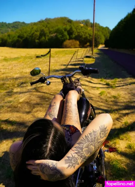 The Tattoo Lady OnlyFans Thumbnail #69ApaOerZx