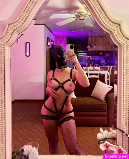 The Velvetfox OnlyFans Thumbnail #CPlpLdzGiS