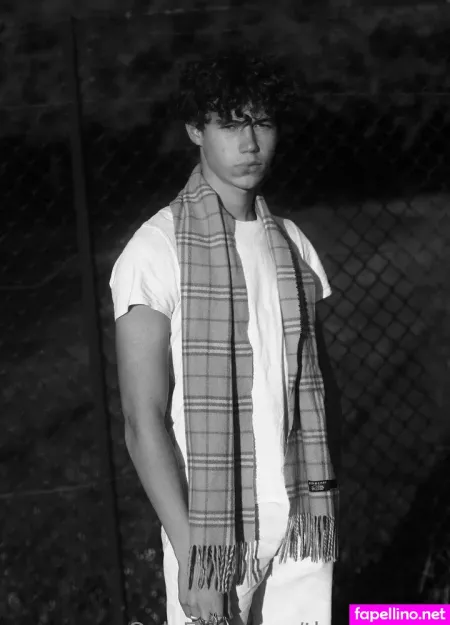 The Wolf Ka OnlyFans Thumbnail #ViuhfmwOMB