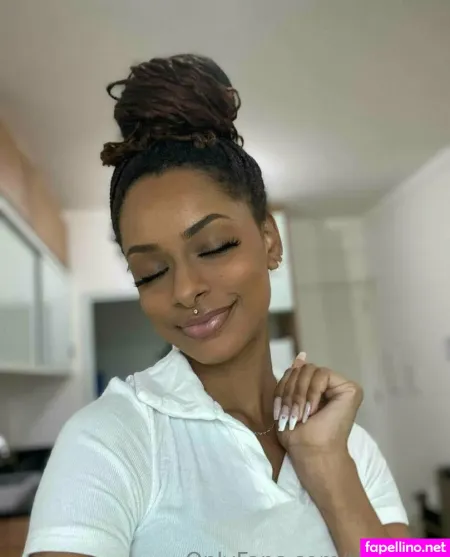 The1ayla OnlyFans Thumbnail #8fxIUu8SuV