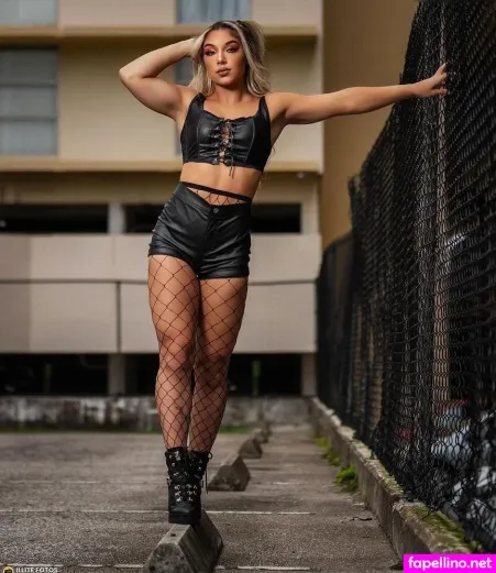 Thea Hail OnlyFans Thumbnail #MQQ6c4UhGX