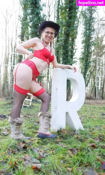 Thea Remmel OnlyFans Thumbnail #3IIdKGoKb0