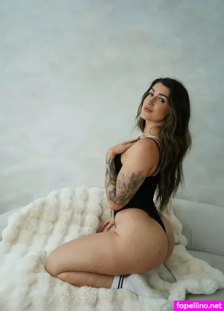 Thealynicole OnlyFans Thumbnail #giC56eHtjl