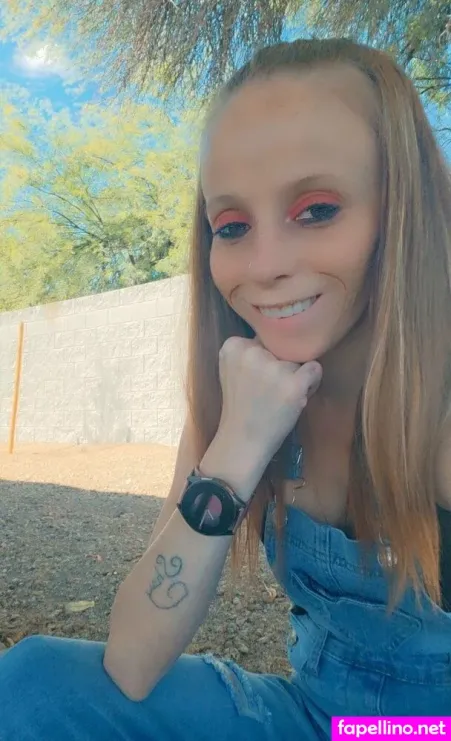 Thealyssahart OnlyFans Thumbnail #IBDbPqIjiw