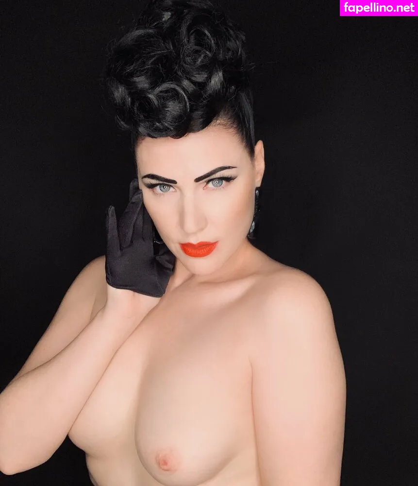 theampedupvamp Nude Leaked OnlyFans Photo #uBSuWe5Gd2