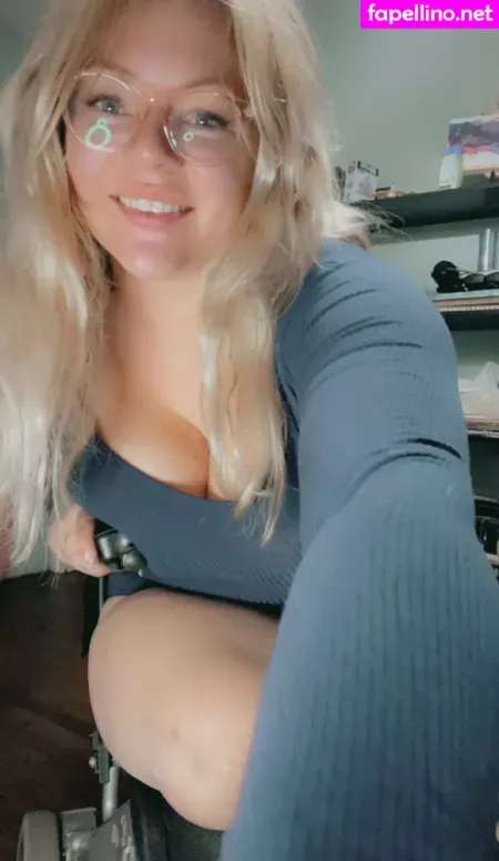 Theamputeebitch OnlyFans Thumbnail #hnRCPiZNwF