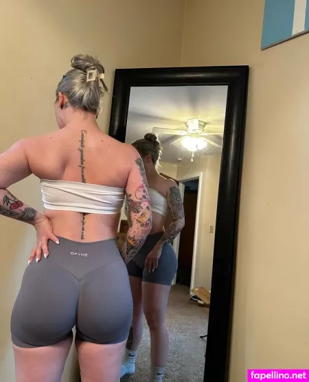 Thearayarose OnlyFans Thumbnail #flOGQ8i7y4