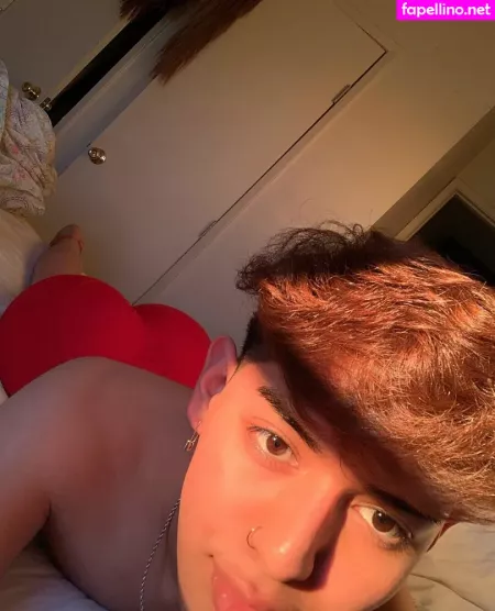 Thebarbieetwink OnlyFans Thumbnail #WOL9EdQzE3