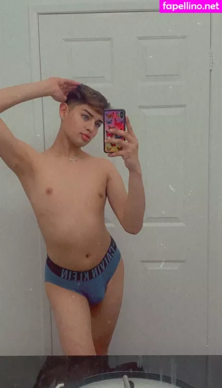Thebarbieetwink OnlyFans Thumbnail #Zb5dztWSnh