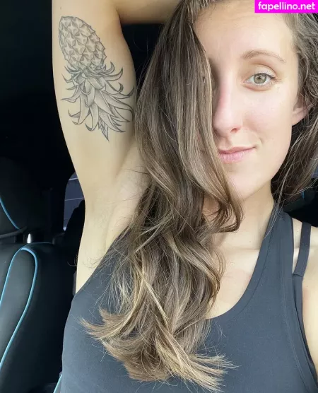 Thebarefootcutie OnlyFans Thumbnail #LZJuOadaz6