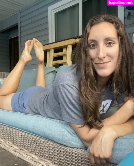 Thebarefootcutie OnlyFans Thumbnail #QJgNEkq1Xn