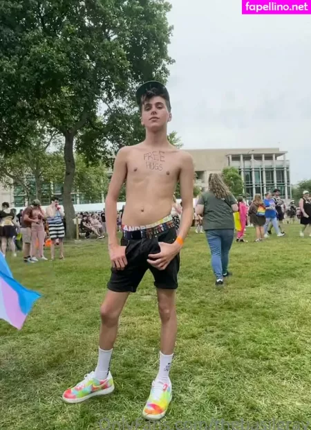 Thebasilgray OnlyFans Thumbnail #OsuiyMQwfe