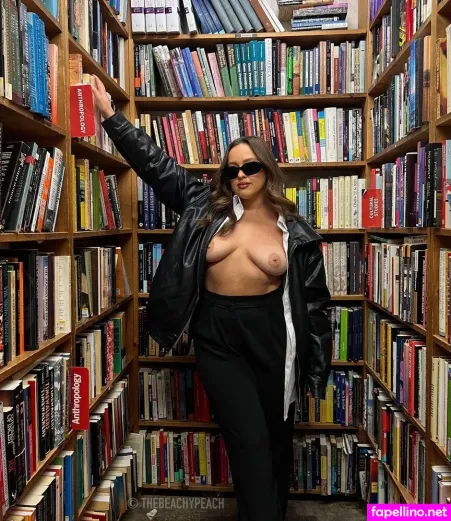 Thebeachypeach OnlyFans Thumbnail #2WlXCfjpag