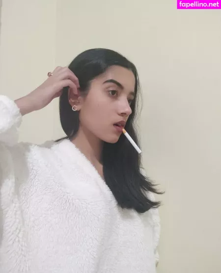 Thebeautyofsmoking OnlyFans Thumbnail #5CcVH7wwpm