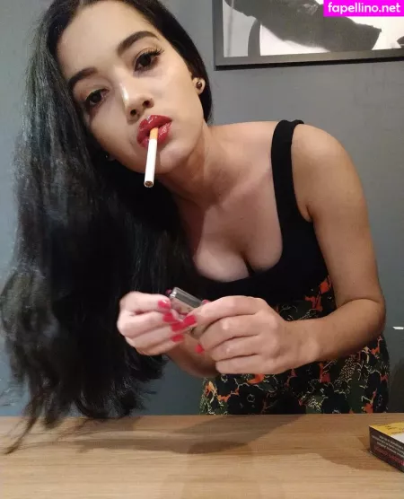 Thebeautyofsmoking OnlyFans Thumbnail #5zVydUkHaN