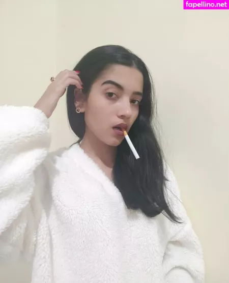Thebeautyofsmoking OnlyFans Thumbnail #O6FG1K2wTn