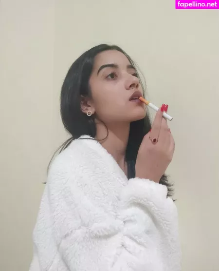 Thebeautyofsmoking OnlyFans Thumbnail #wIAB3pdJ1k