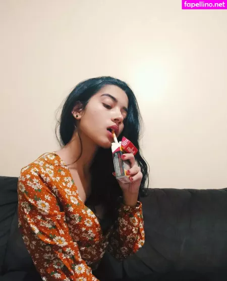 Thebeautyofsmoking OnlyFans Thumbnail #wkSHufLBYG