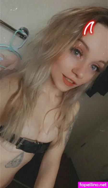 Thebeezleboop OnlyFans Thumbnail #0im4DekCfh