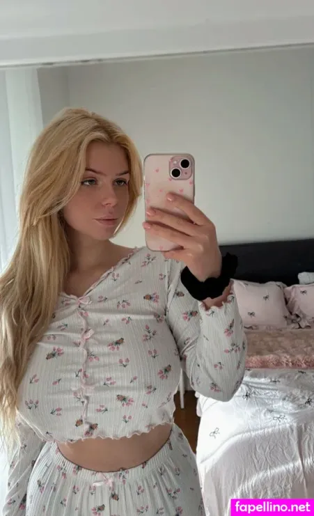 Thebellebunnyfree 2 OnlyFans Thumbnail #sJkFNeCDHA