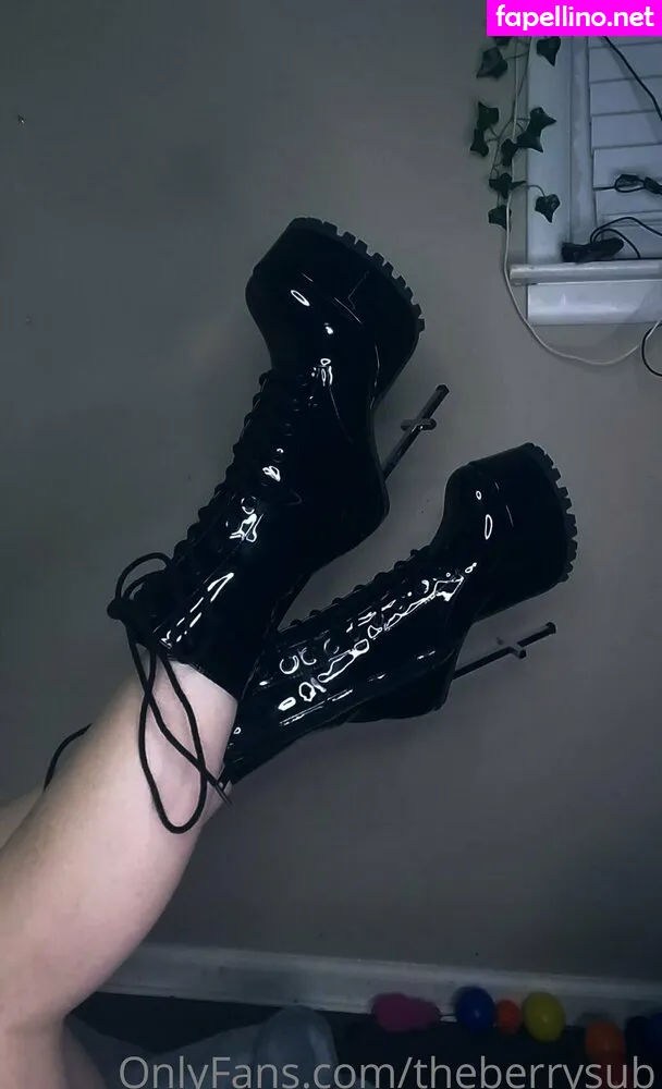 theberrysub, thesubtlearts_ Nude Leaked OnlyFans Photo #4RMIfN8QNX