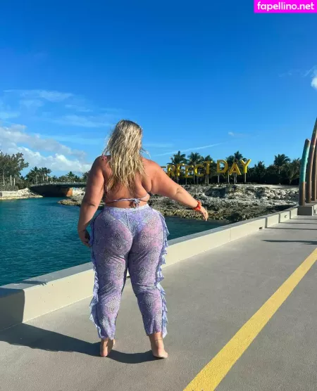 Thebigbootybarbie2 OnlyFans Thumbnail #IehueXCctn