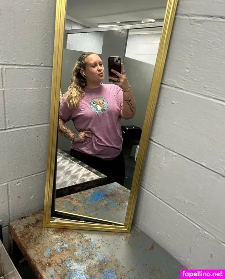 Theblondebabee OnlyFans Thumbnail #0cUftEf8Zr