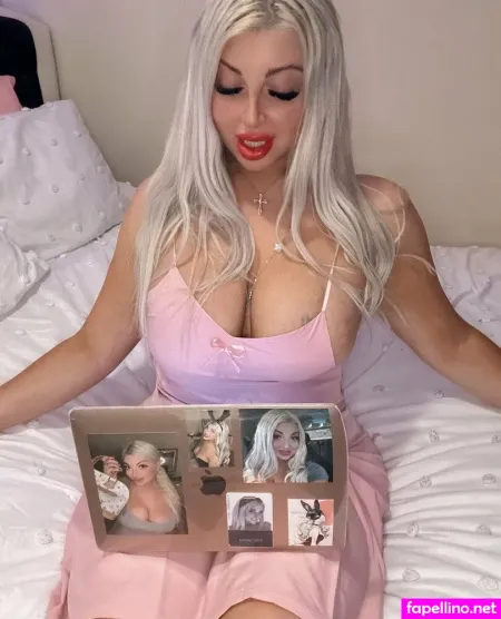 Theblondiebunny OnlyFans Thumbnail #Sa9VhMgkaK