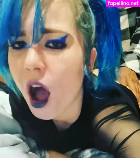 Thebluehexxx OnlyFans Thumbnail #FfWnixhm4w