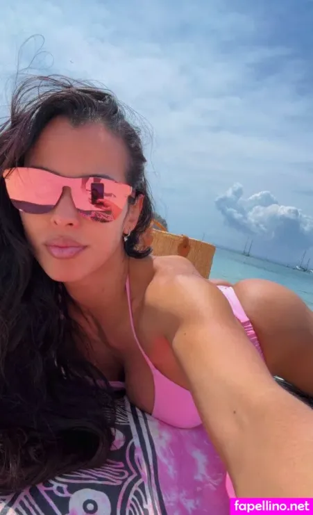 Thebluelagoon30 OnlyFans Thumbnail #NjtDJci8X8