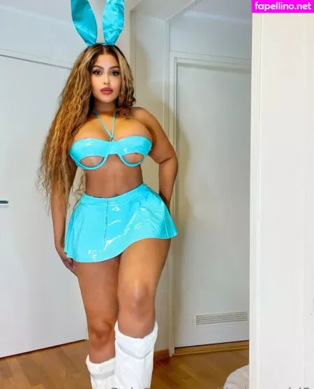 Thebossgirl2 OnlyFans Thumbnail #AQcrJ30QdL