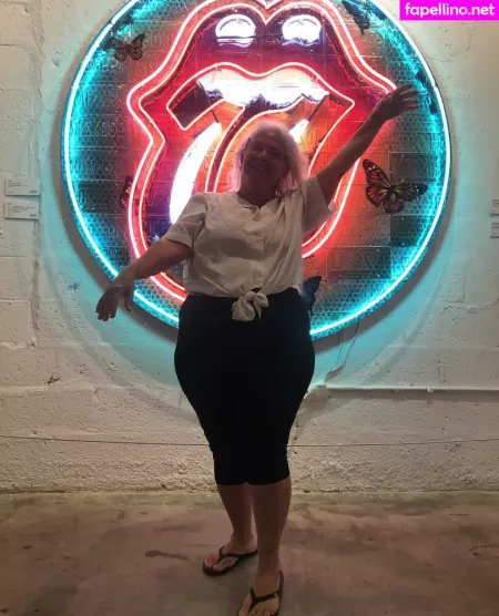 Thebumbumbaroness OnlyFans Thumbnail #4bQTuGDvNe