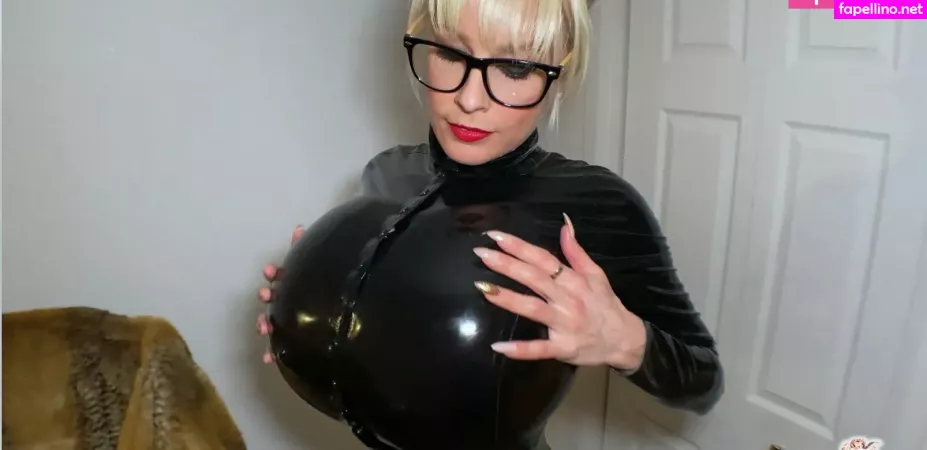 Thebustysasha OnlyFans Thumbnail #ie7jN8Ouju