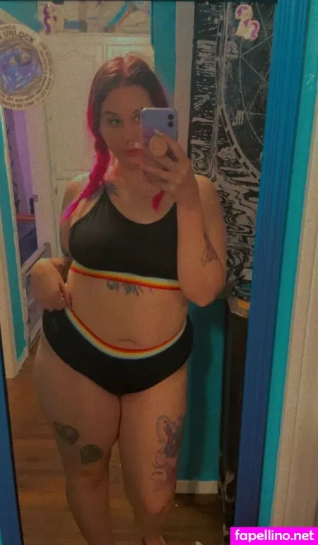 Thechloecream OnlyFans Thumbnail #KHpz8QZWxN