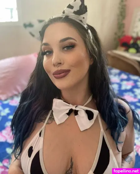 Thechloecreamfree OnlyFans Thumbnail #98MfVqXeyZ