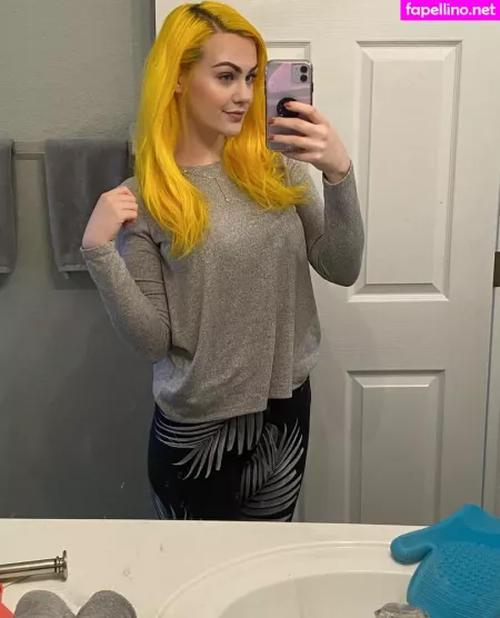 Theclarakitty OnlyFans Thumbnail #2uOprDGa8w